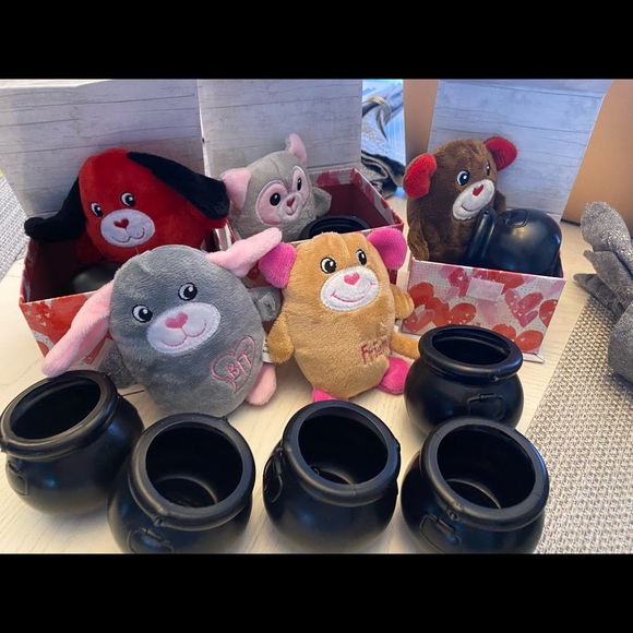 Small plastic hideout - Picture 3 of 8